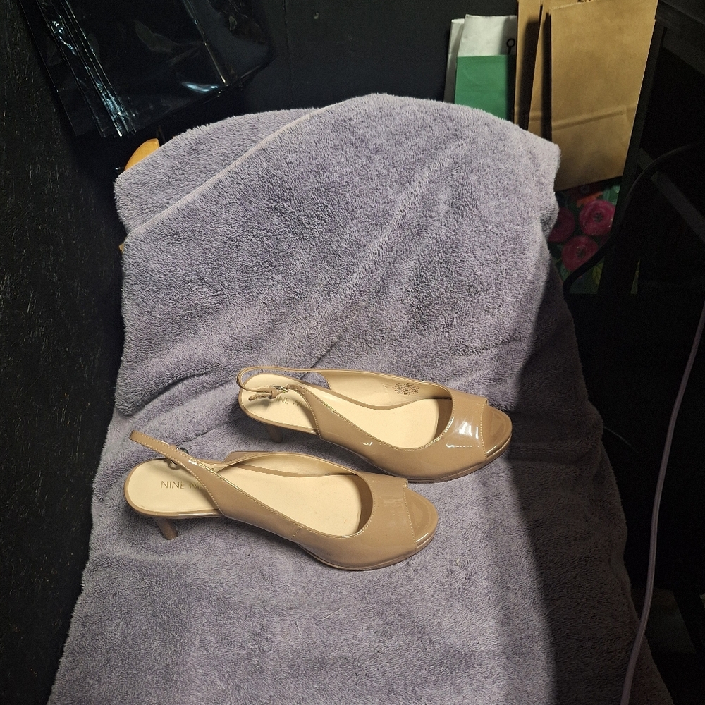 Nine West Patent Taupe Sling Back Open Toe Platform Pumps Size 9.5